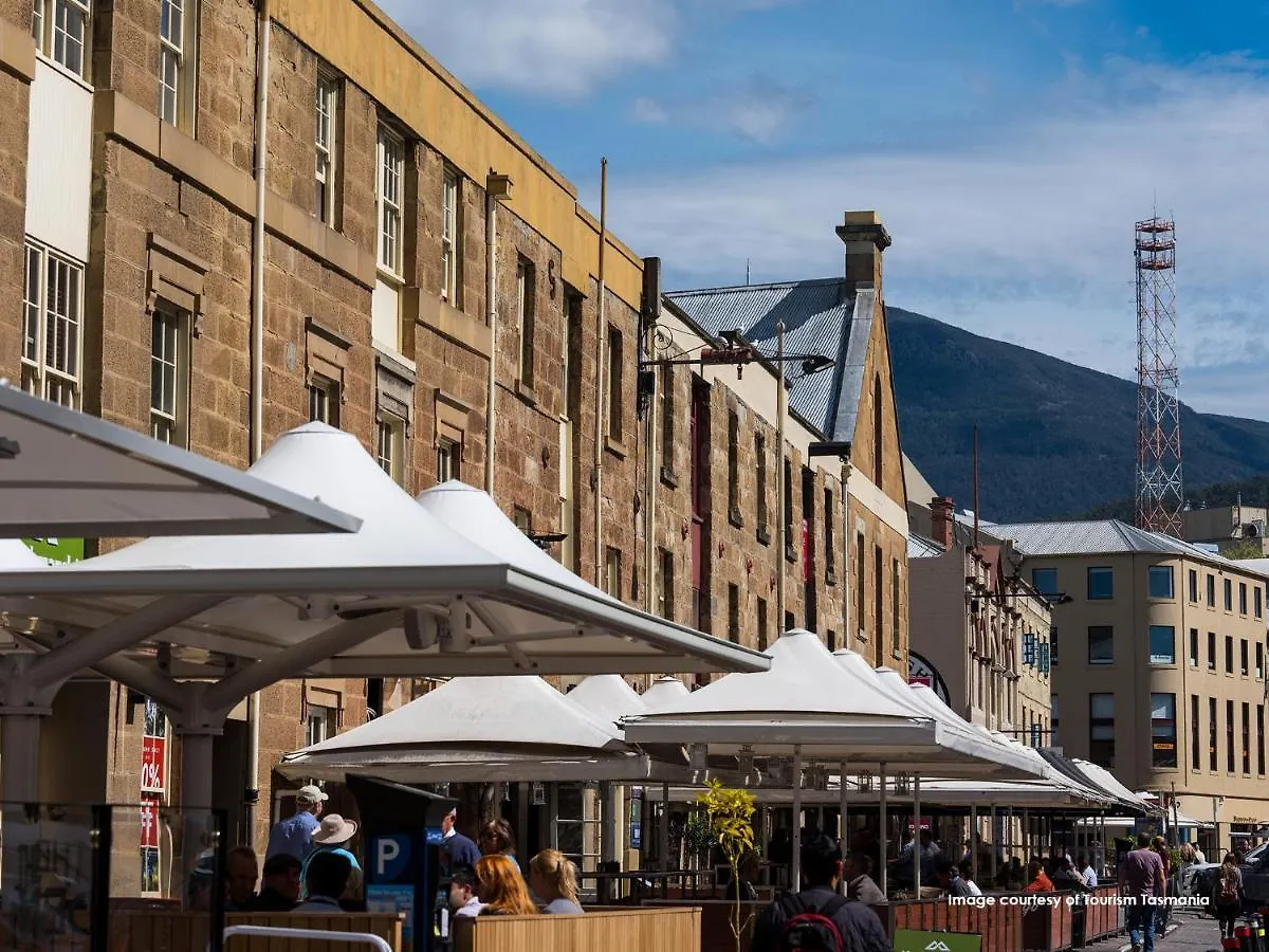Somerset On The Pier Hobart Aparthotel