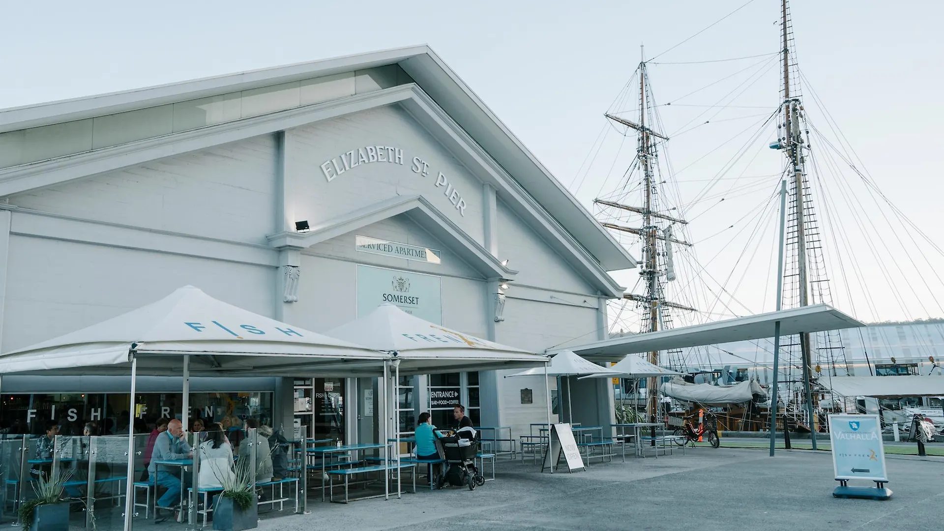 **** Aparthotel Somerset On The Pier Hobart Australia