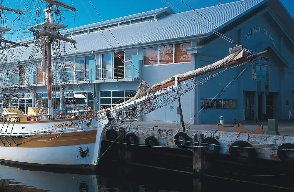 Somerset On The Pier Hobart contacts
